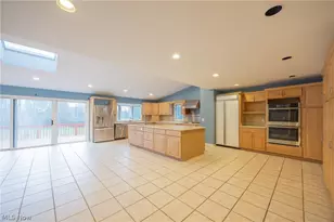 3475 Rolling Hills Dr, Pepper Pike, OH 44124 - Photo 14