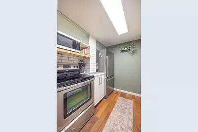 19101 Van Aken Boulevard Boulevard #216, Huber Heights, OH 44122 - Photo 12