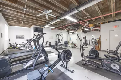 19101 Van Aken Boulevard Boulevard #216, Huber Heights, OH 44122 - Photo 24