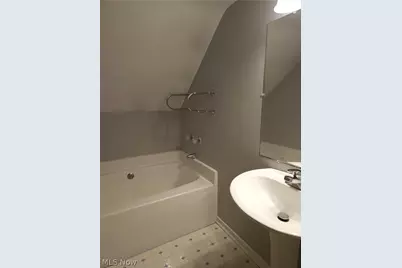 236 Tyler Avenue, Cuyahoga Falls, OH 44221 - Photo 24