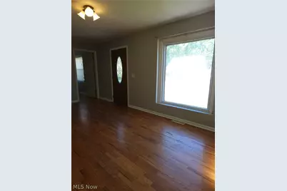 236 Tyler Avenue, Cuyahoga Falls, OH 44221 - Photo 2