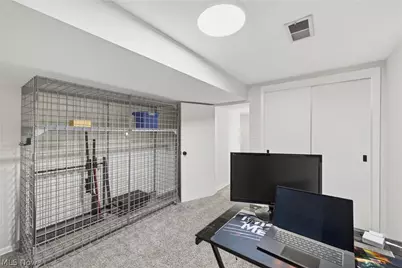 2058 Scenic Way, Akron, OH 44312 - Photo 38