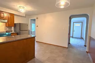 442 10th St, Struthers, OH 44471 - Photo 4