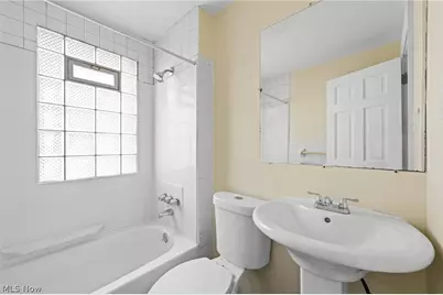 11801 Franklin Boulevard, Oakwood, OH 44107 - Photo 14