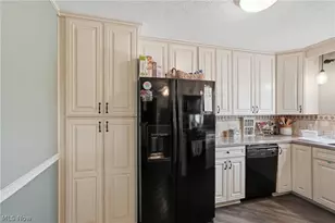 41 Cranberry St, Washington, WV 26181 - Photo 10