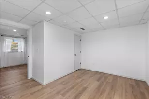 142 Smith St, Millersburg, OH 44654 - Photo 26