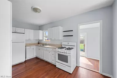 11915 Franklin Boulevard, Oakwood, OH 44107 - Photo 6