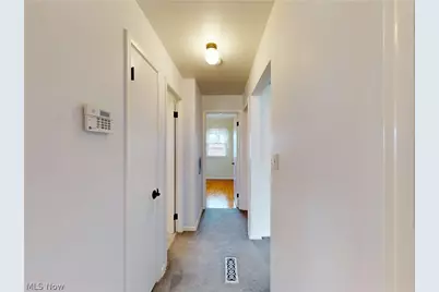 26361 Elinore Avenue, Euclid, OH 44132 - Photo 18