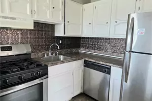 1018 Jackson Ave, Parkersburg, WV 26101 - Photo 6