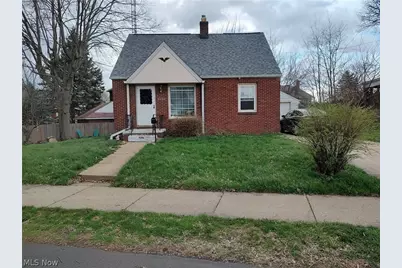 2520 Daleford Avenue NE, Canton, OH 44705 - Photo 1