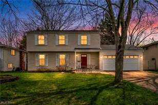 5862 Gareau Dr, North Olmsted, OH 44070 - Photo 2