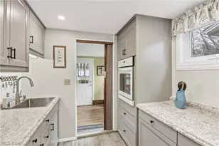 2548 Bay Vista Dr, Lakeside Marblehead, OH 43440 - Photo 22