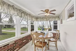 2548 Bay Vista Dr, Lakeside Marblehead, OH 43440 - Photo 16