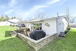 2548 Bay Vista Dr, Lakeside Marblehead, OH 43440 - Photo 6