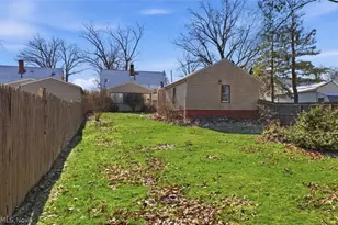 1350 Eastland Ave SE, Warren, OH 44484 - Photo 8