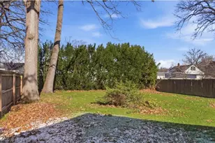 1350 Eastland Ave SE, Warren, OH 44484 - Photo 6