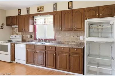 1350 Eastland Avenue SE, Warren, OH 44484 - Photo 14