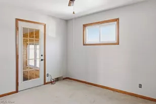 1350 Eastland Ave SE, Warren, OH 44484 - Photo 18
