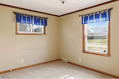 1350 Eastland Avenue SE, Warren, OH 44484 - Photo 16