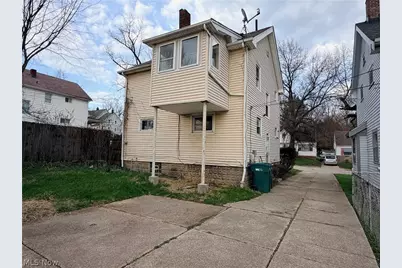 5328 Vine Street, Maple Heights, OH 44137 - Photo 4