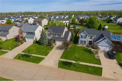 157 Stone Ridge Way, Berea, OH 44017 - Photo 6