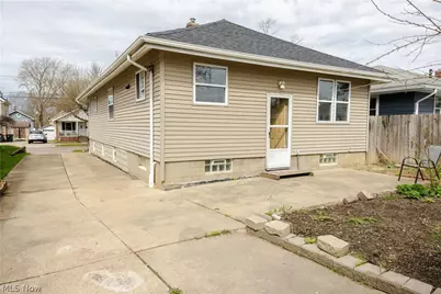 1177 Neptune Avenue, Akron, OH 44301 - Photo 30
