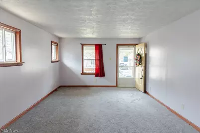 1177 Neptune Avenue, Akron, OH 44301 - Photo 4