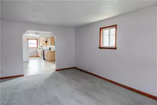 1177 Neptune Ave, Akron, OH 44301 - Photo 6