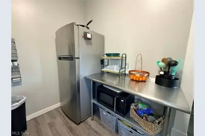 609 Seborn Avenue, Zanesville, OH 43701 - Photo 8