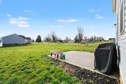 3268 Stoneleigh Road NE, Canton, OH 44721 - Photo 30