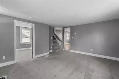 646 W Highland Avenue, Ravenna, OH 44266 - Photo 6