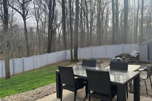 13330 S Partridge Dr, Valleyview, OH 44125 - Photo 6