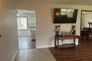 13330 S Partridge Dr, Valleyview, OH 44125 - Photo 8