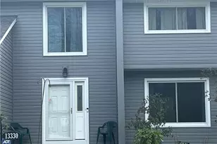 13330 S Partridge Dr, Valleyview, OH 44125 - Photo 2