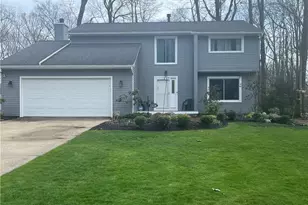 13330 S Partridge Dr, Valleyview, OH 44125 - Photo 1