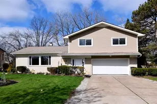 2828 Meldon Blvd, Beachwood, OH 44122 - Photo 2
