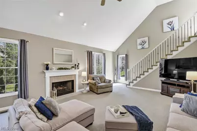 607 Parkside Drive, Avon Lake, OH 44012 - Photo 4