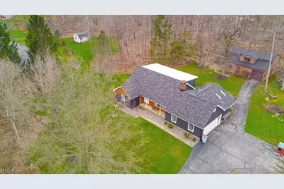 12560 Bass Lake Road, Chardon, OH 44024 - Photo 2