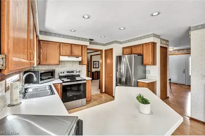 14126 Crystal Creek Drive, Strongsville, OH 44149 - Photo 10