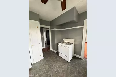 18001 Olympia Road, Loveland, OH 44112 - Photo 8