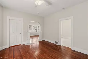 1714 Castle Ave, Loveland, OH 44113 - Photo 4