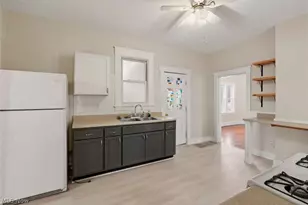 1714 Castle Ave, Loveland, OH 44113 - Photo 6