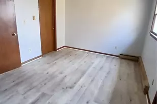 31 Elm St, Struthers, OH 44471 - Photo 8