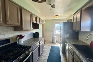 11821 Ronald Dr, Parma, OH 44130 - Photo 18
