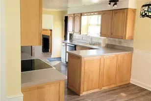 3405 Frazer Ave NW, Canton, OH 44709 - Photo 4