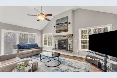 16460 Georgetown Court, Strongsville, OH 44136 - Photo 14