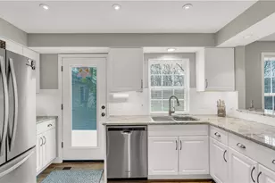 16460 Georgetown Ct, Strongsville, OH 44136 - Photo 10