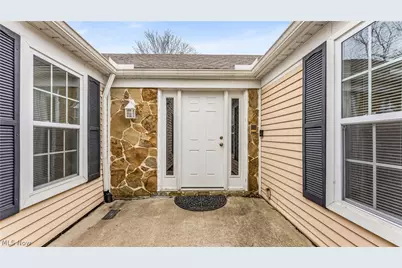 16460 Georgetown Court, Strongsville, OH 44136 - Photo 30