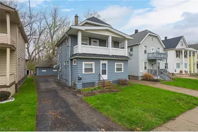 4004 E 52nd Street, Newburgh Heights, OH 44105 - Photo 2