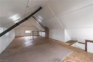 4004 E 52nd St, Newburgh Heights, OH 44105 - Photo 26